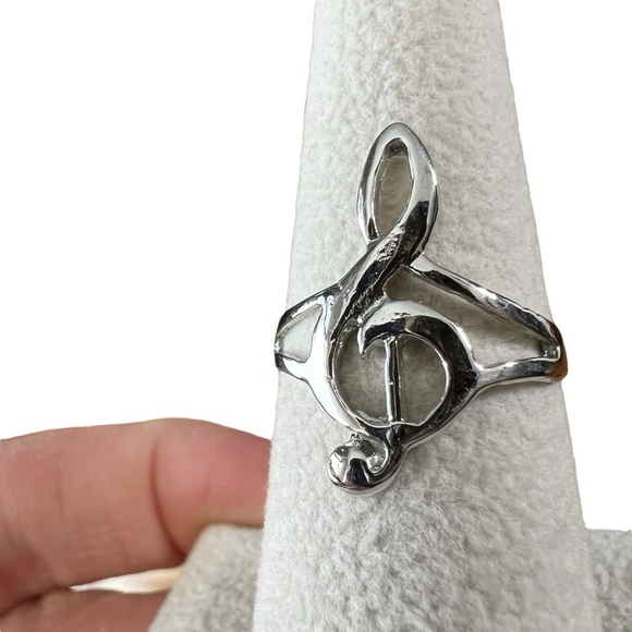 Silver Tone Dainty Treble Clef Music Thin Band Ring - Picture 5 of 11